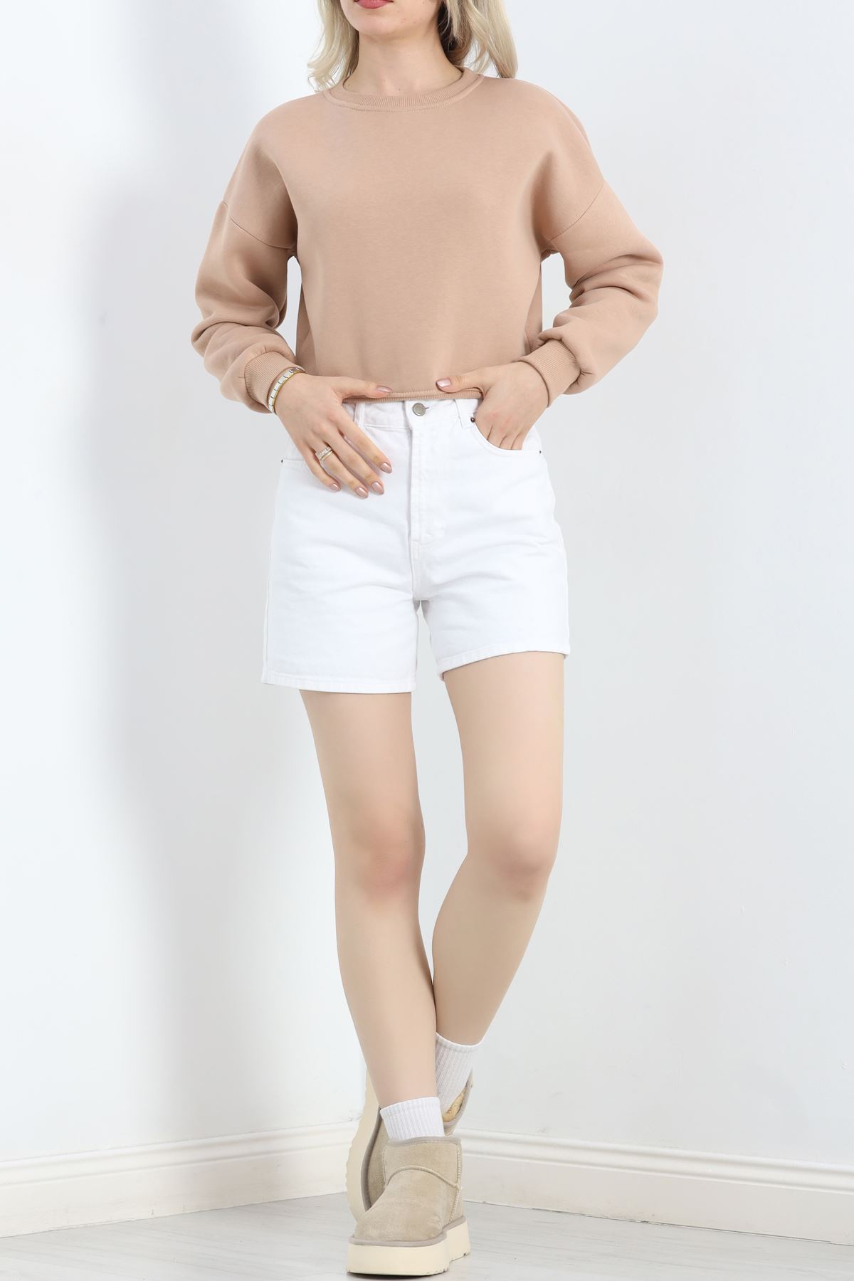 Bisiklet Yaka 3 İplik Crop Sweat Bej - 20968.1878.