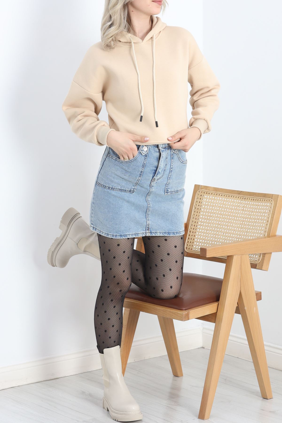 Kapşonlu Crop Sweat Bej - 20959.1878.