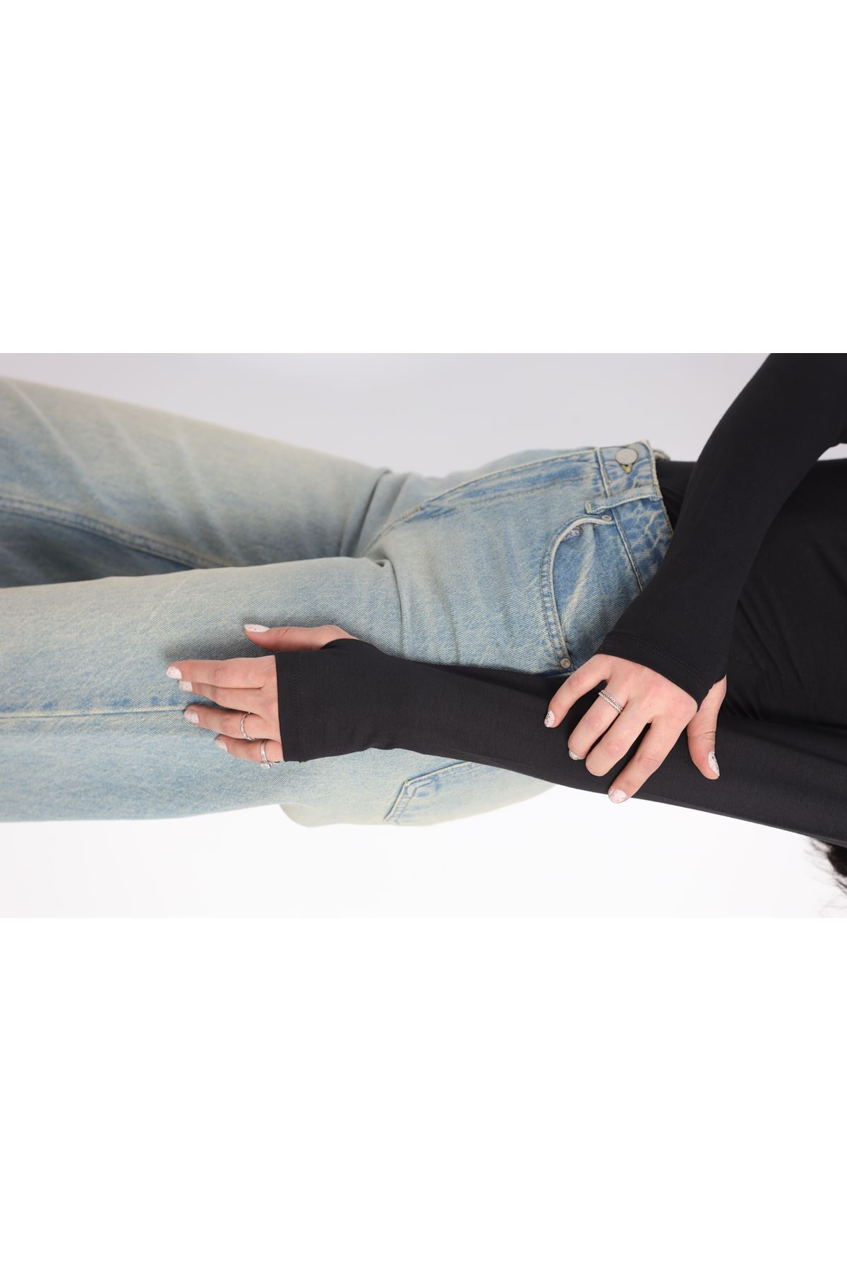 Yarım Balıkçı Uzun Kolu Parmak Geçmeli Body Siyah - 21756.200.