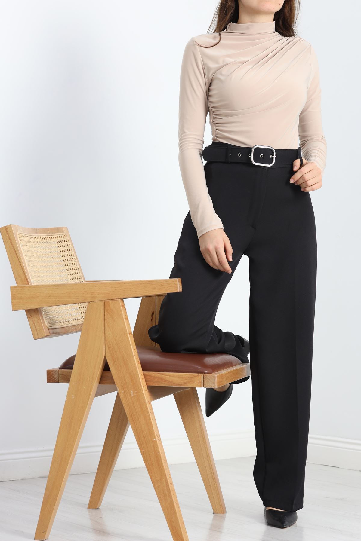 Double Kumaş Kemerli Bol Paça Pantolon Siyah - 20903.1397.