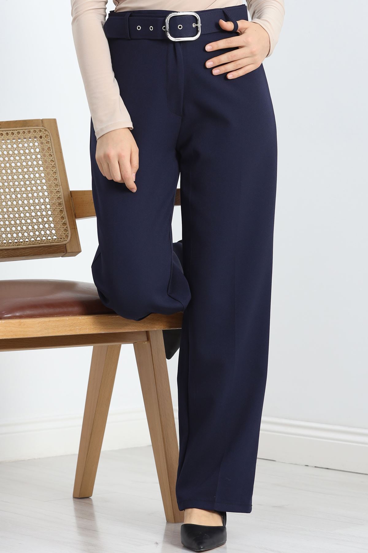 Double Kumaş Kemerli Bol Paça Pantolon Lacivert - 20903.1397.