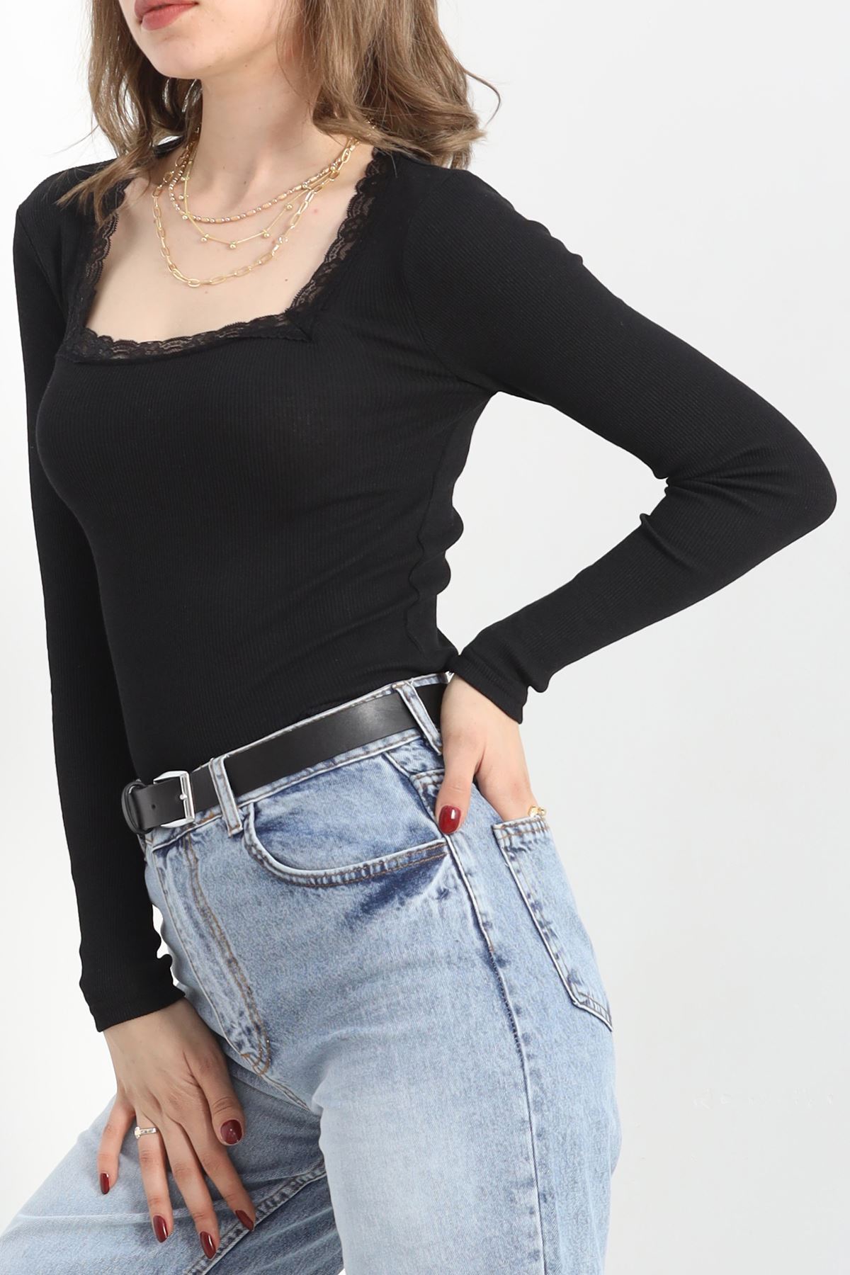 Kare Yaka Dantelli Body Siyah - 40096.599.