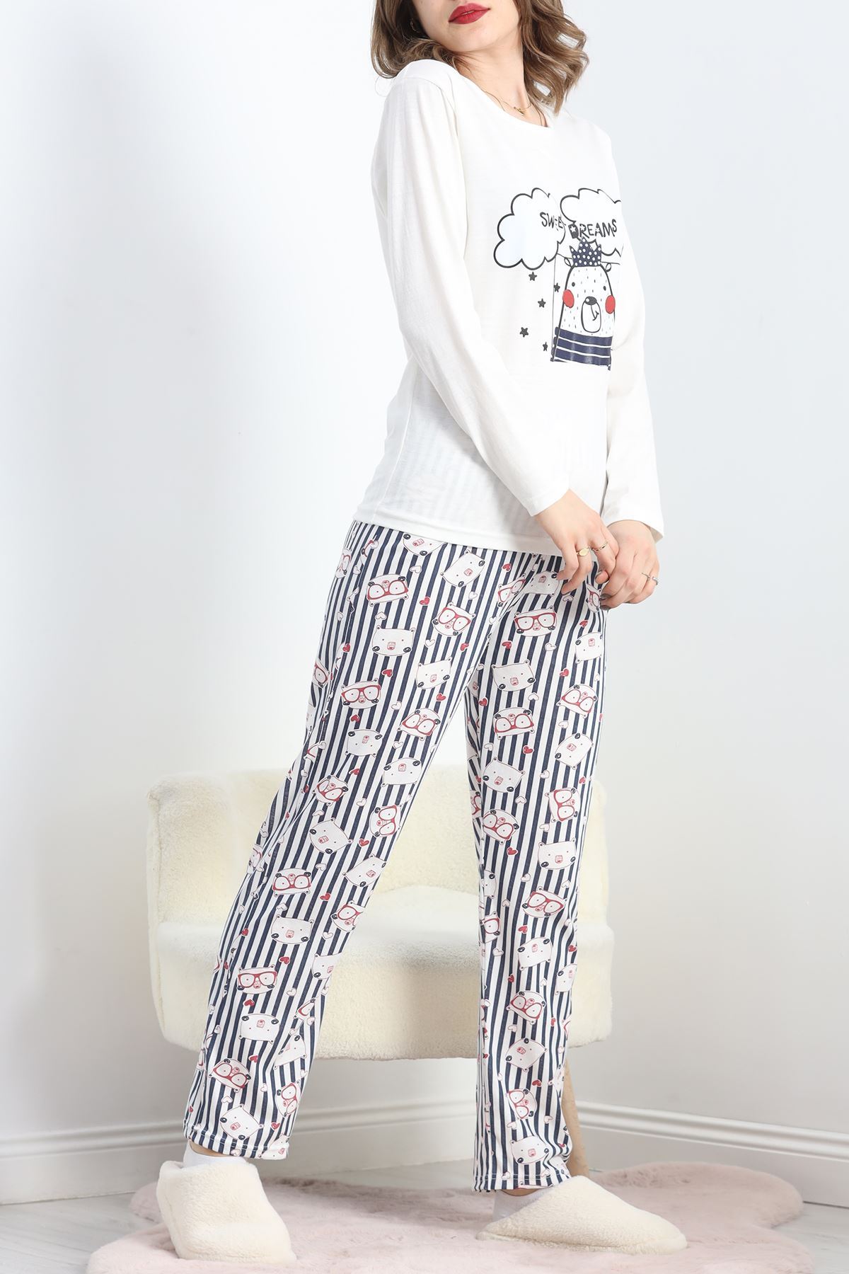 Baskılı Polivskon Pijama Takımı Kırıkbeyaz - 40091.1287.