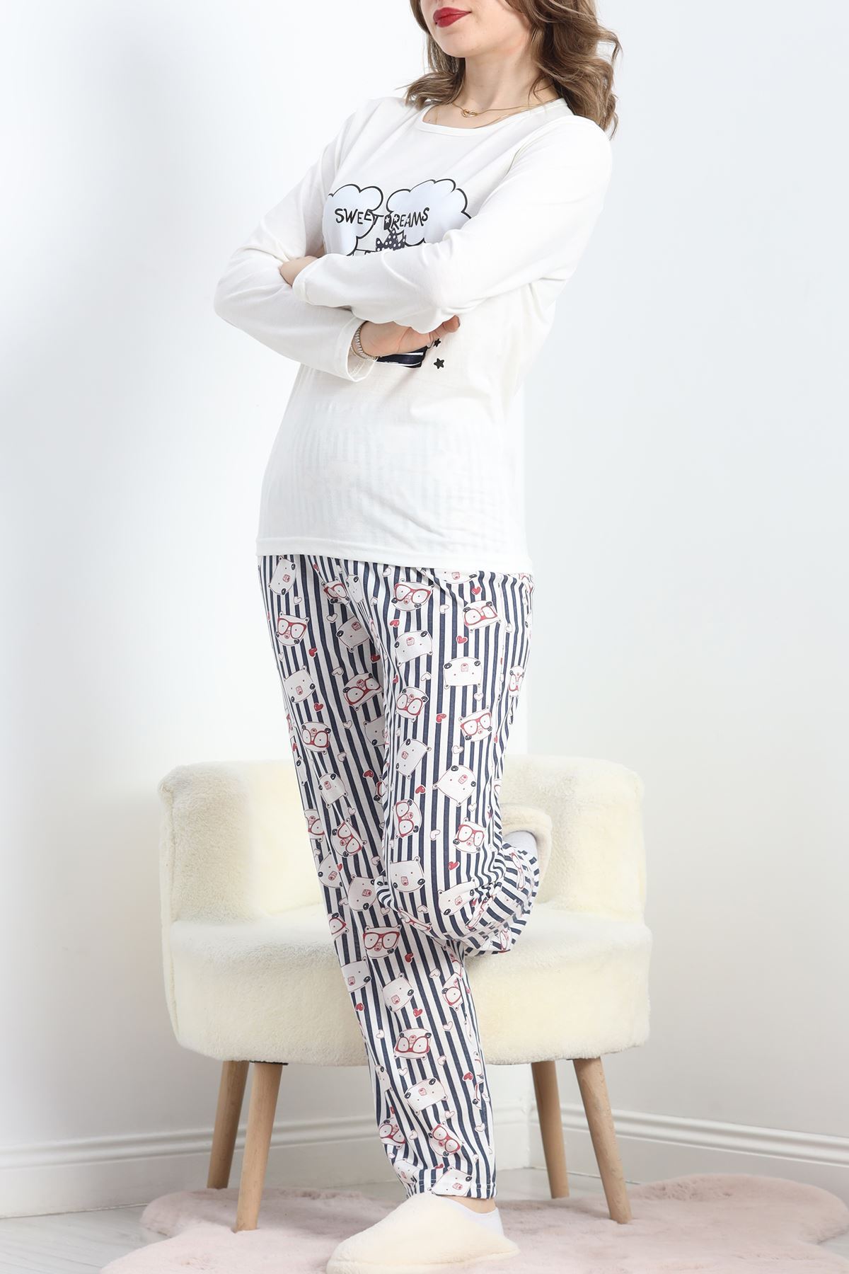 Baskılı Polivskon Pijama Takımı Kırıkbeyaz - 40091.1287.