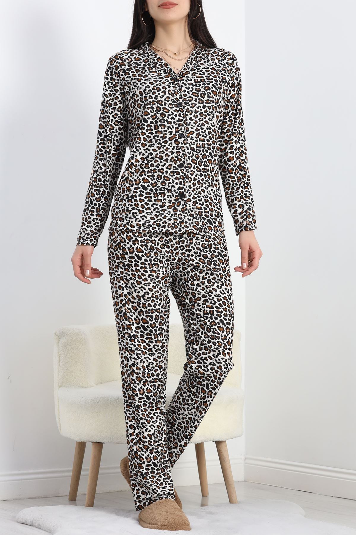 Düğmeli Süet Pijama Takımı Leopar - 50039.1857.
