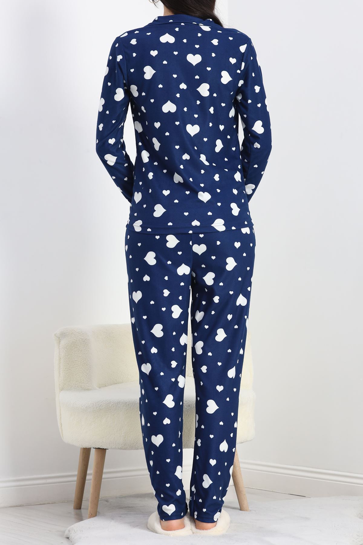 Düğmeli Süet Pijama Takımı Lacibeyaz - 50039.1857.