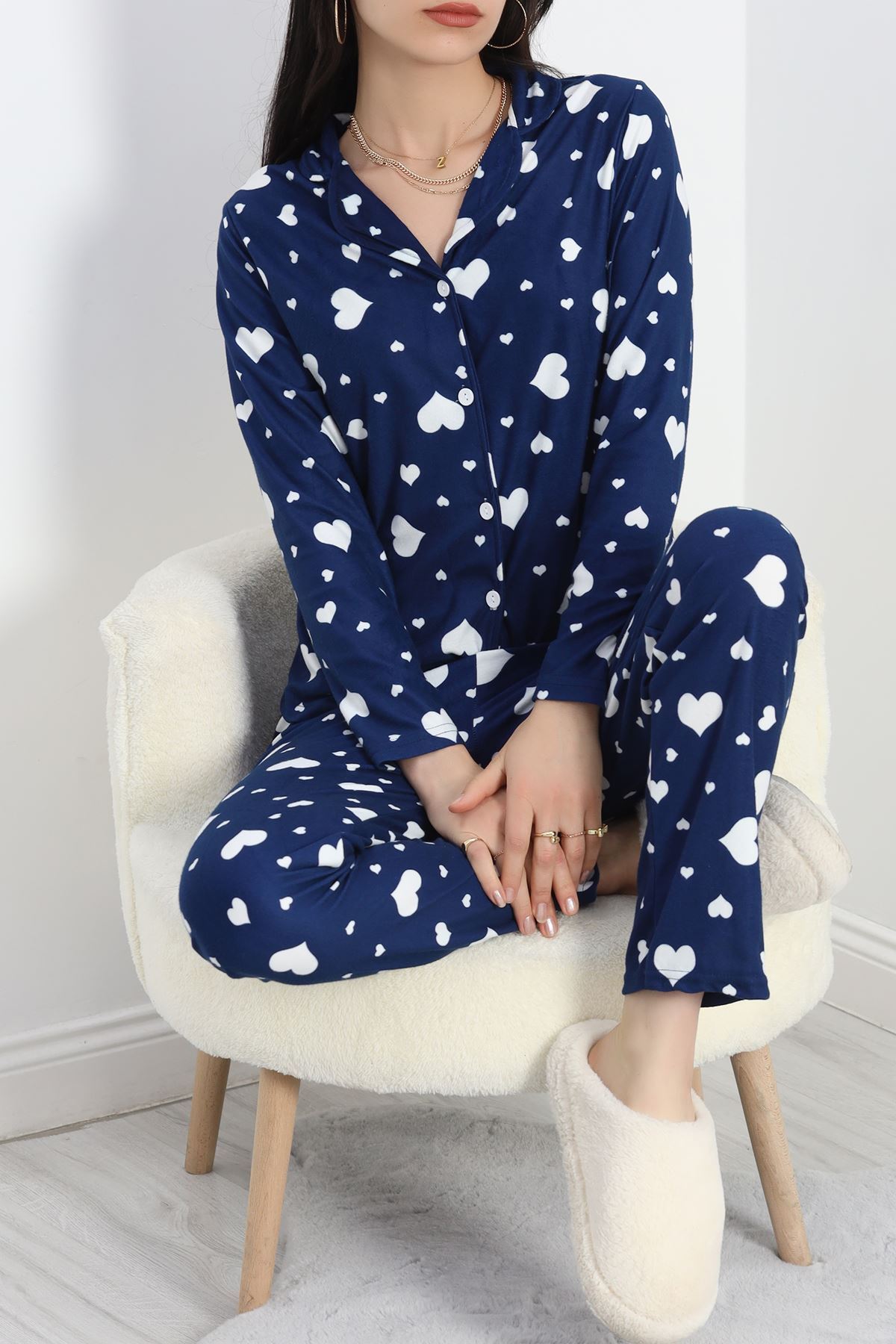 Düğmeli Süet Pijama Takımı Lacibeyaz - 50039.1857.